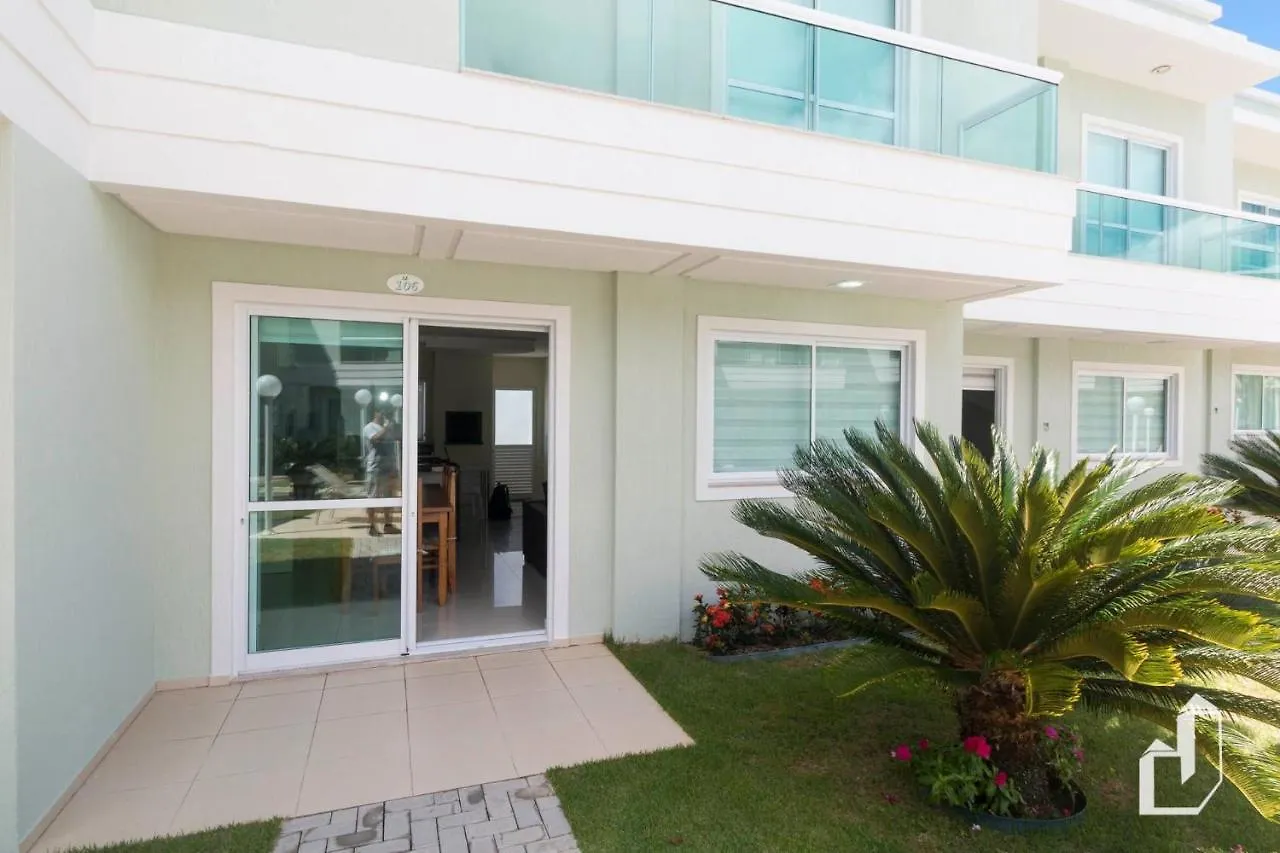 Duplex Com Piscina A Beira Mar E 03 Suites Bombinhas 0*,  Brazil