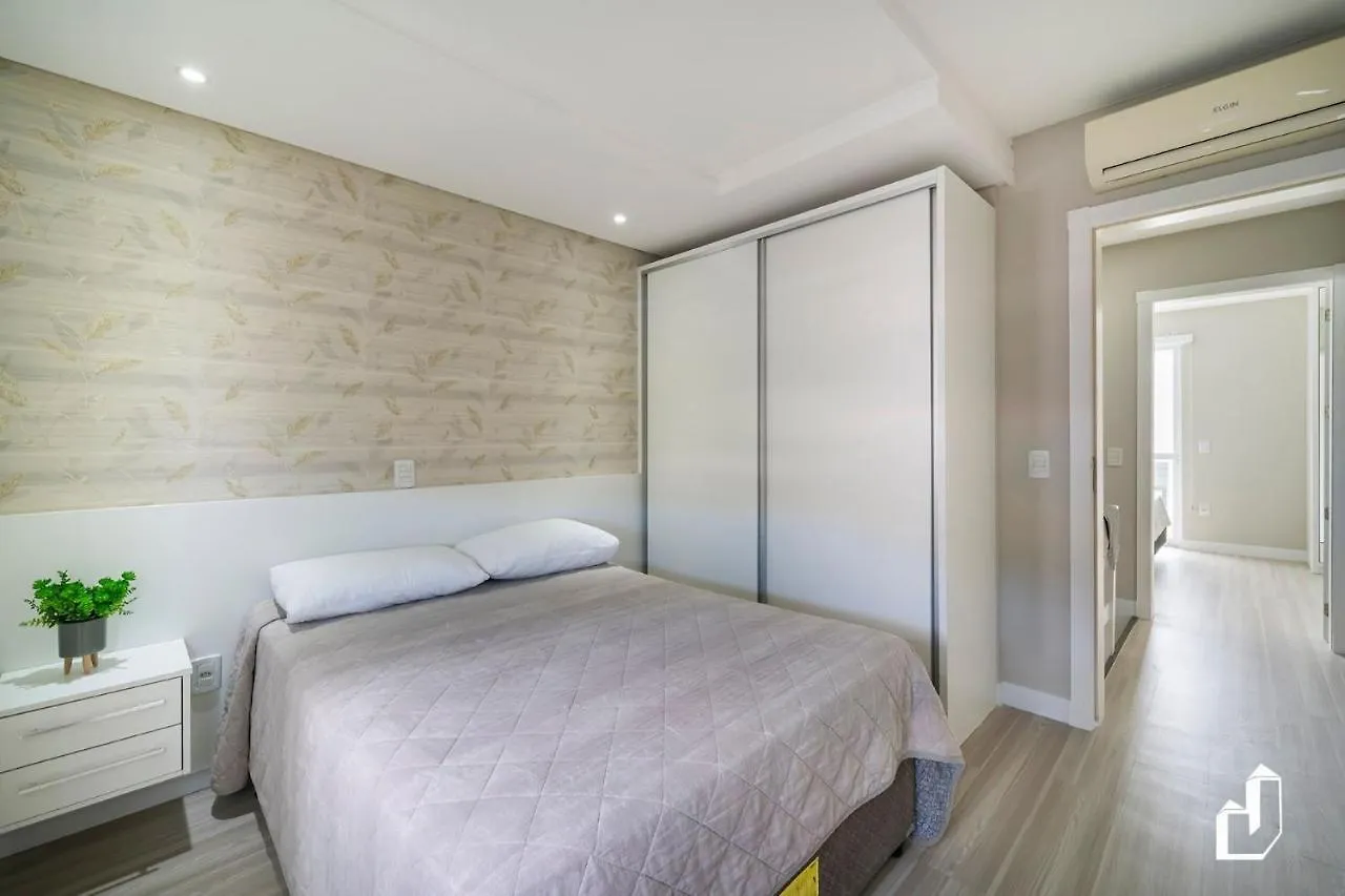 Duplex Com Piscina A Beira Mar E 03 Suites Bombinhas 0*,